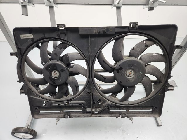 8K0121003M VAG Bastidor radiador  en stock Córdoba