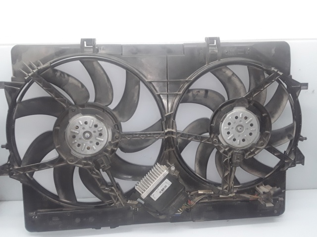 8K0121003M VAG Difusor del radiador de refrigeración  disponible Vigo