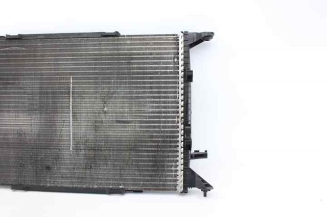 VAG 8K0121251R Radiador de refrigeración del motor  comprar en Albacete