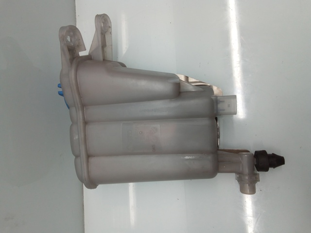 8K0121405M VAG Vaso de expansión  en stock Huelva