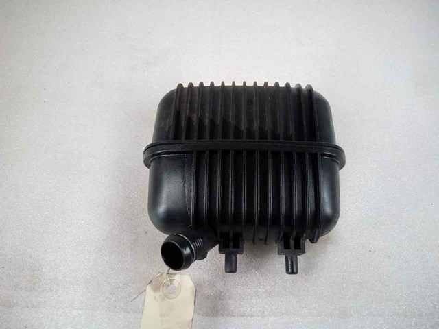 Resonador, filtro de aire 8K0129955A VAG/Audi