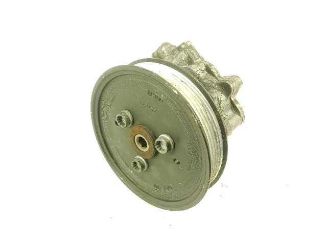 VAG 8K0145154 Bomba de dirección asistida  disponible Valladolid