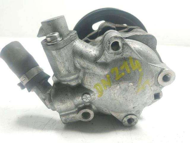 VAG 8K0145154H Bomba de dirección  en stock Salamanca