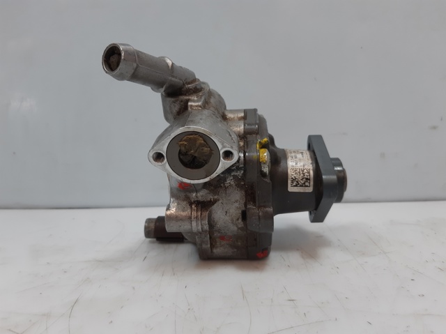 8K0145154H VAG Bomba de dirección  en stock Córdoba