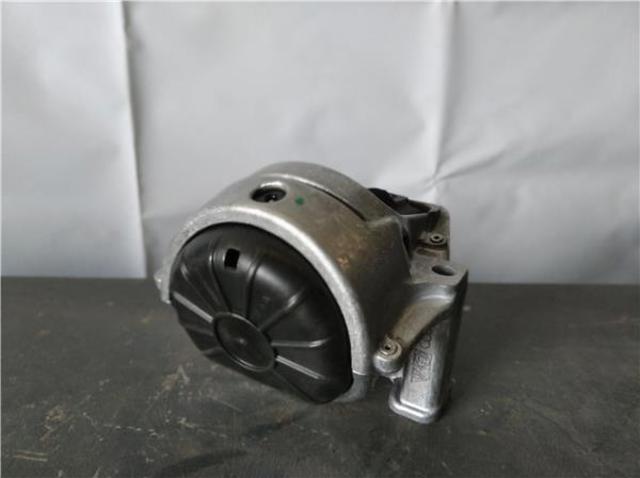 8K0199381 Soporte izquierdo del motor  en stock Sabadell
