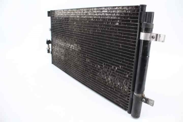8K0260403AF Condensador aire acondicionado  en stock Granada