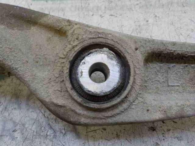8K0407151D VAG Brazo inferior izquierdo de la suspensión delantera comprar Bilbao