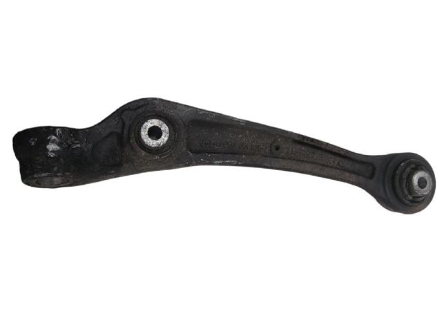 VAG 8K0407151D Brazo inferior izquierdo de la suspensión delantera  en stock Salamanca