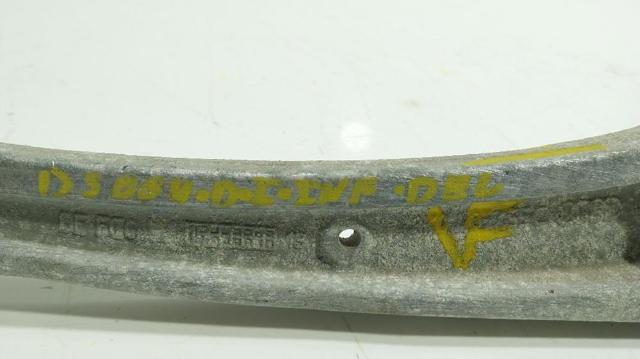 VAG 8K0407151F Brazo inferior izquierdo de la suspensión delantera  en stock Salamanca