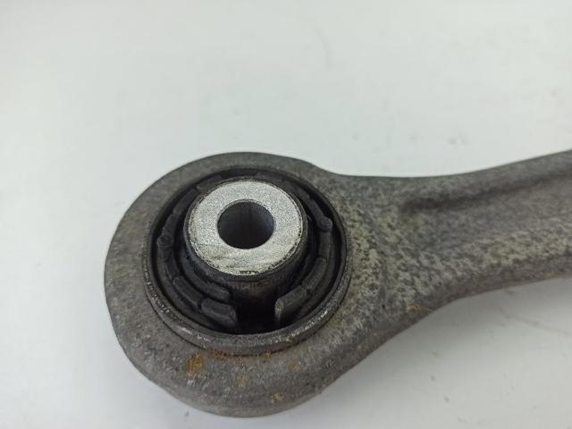 VAG 8K0407156B Brazo inferior derecho de la suspensión delantera  disponible España