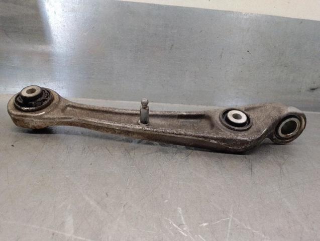 8K0407156C Brazo inferior derecho de la suspensión delantera  disponible Málaga