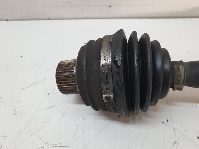 VAG 8K0407271P Semieje delantero  en stock Terrassa