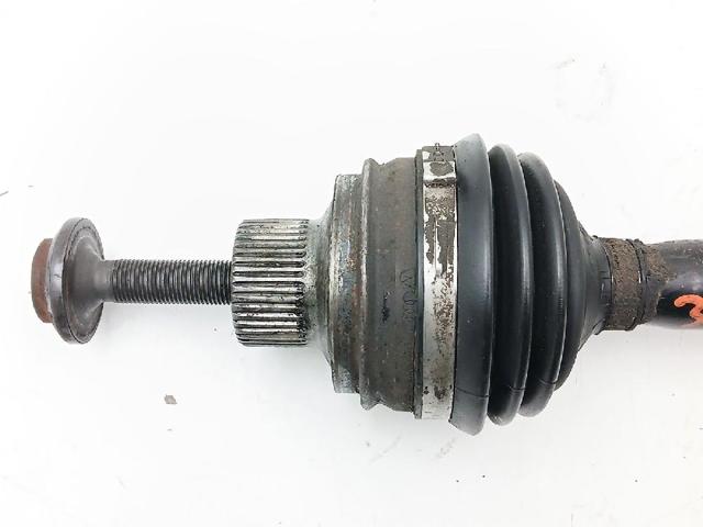VAG 8K0407271P Semieje delantero  disponible Lugo