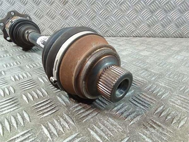 VAG 8K0407271Q Semieje delantero  en stock Valencia