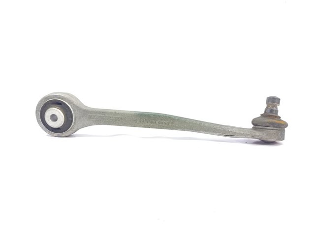 Brazo superior derecho de la suspensión delantera 8K0407506A VAG