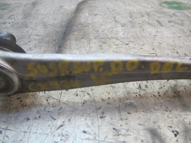 8K0407510A VAG Brazo superior derecho de la suspensión delantera  en stock Córdoba