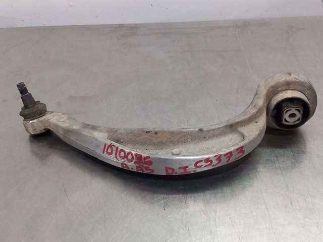 VAG 8K0407695E Brazo inferior izquierdo de la suspensión delantera  en stock Terrassa