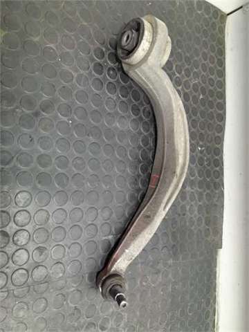 8K0407695F Brazo inferior izquierdo de la suspensión delantera  disponible Burgos