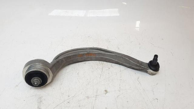 8K0407695H Brazo inferior izquierdo de la suspensión delantera  en stock Sabadell