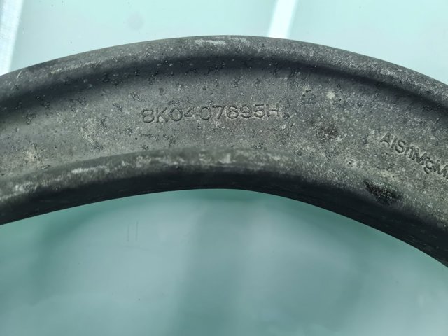 8K0407695H Brazo inferior izquierdo de la suspensión delantera  comprar en Pontevedra