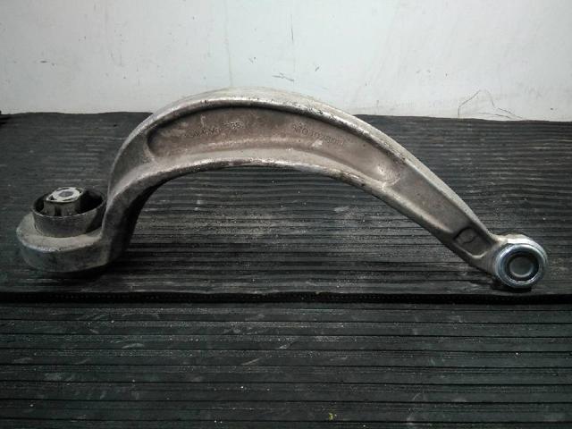 VAG 8K0407696F Brazo inferior derecho de la suspensión delantera comprar Tarragona