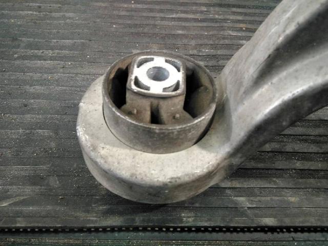 8K0407696F Brazo inferior derecho de la suspensión delantera  comprar en Zaragoza