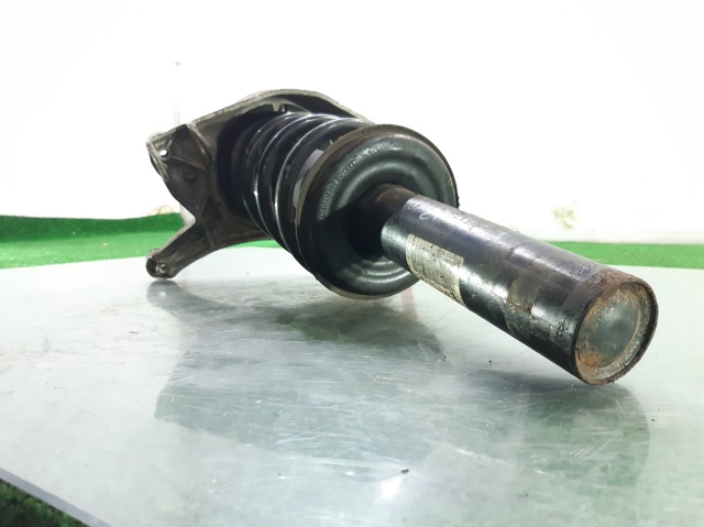 8K0413031CG Amortiguador delantero  disponible Utrera