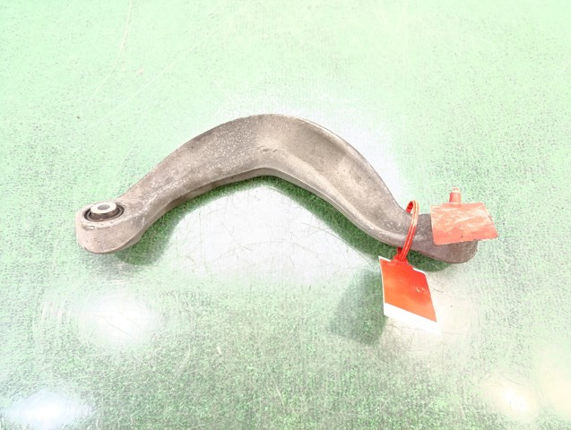 8K0505323F Brazo superior izquierdo de la suspensión trasera  comprar en Pontevedra