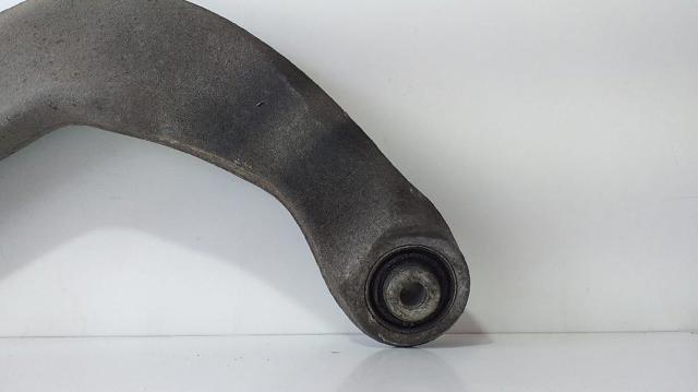 8K0505323F Brazo superior izquierdo de la suspensión trasera  en stock Sabadell