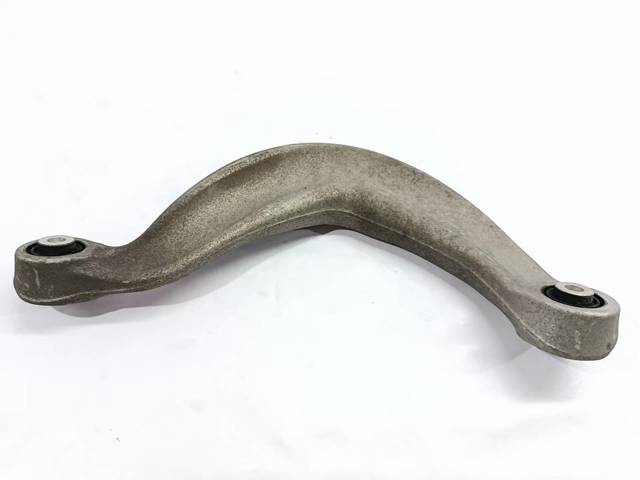 8K0505324F VAG Brazo superior derecho de la suspensión trasera  comprar en Lleida