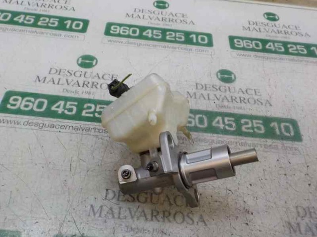 8K0611021A VAG Cilindro maestro de frenos  en stock Gandía