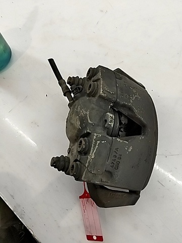 8K0615123B VAG Pinza de freno delantera izquierda  en stock Huelva