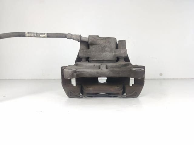 VAG 8K0615123B Pinza de freno delantera izquierda  en stock Salamanca