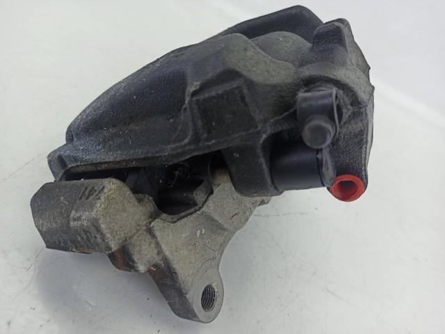 VAG 8K0615124C Pinza de freno delantera derecha  en stock Salamanca
