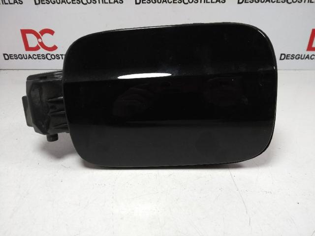 8K0809999A Carcasa del tubo de llenado del tanque de combustible  disponible Utrera