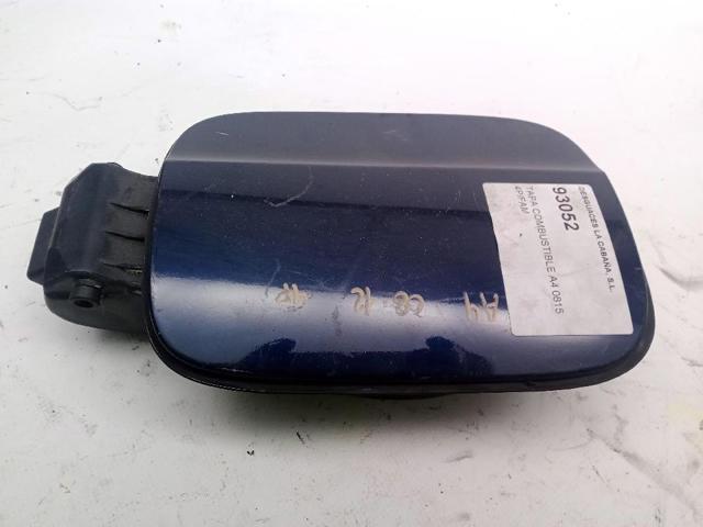 VAG 8K0809999A Carcasa del tubo de llenado del tanque de combustible  en stock Valencia