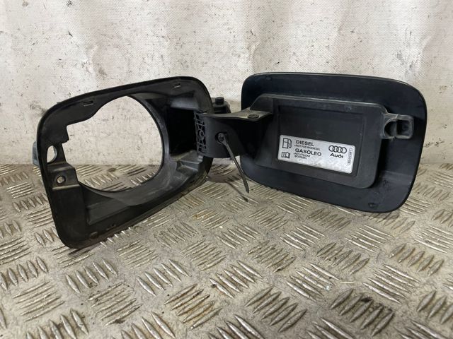8K0809999A Carcasa del tubo de llenado del tanque de combustible  comprar en Pontevedra
