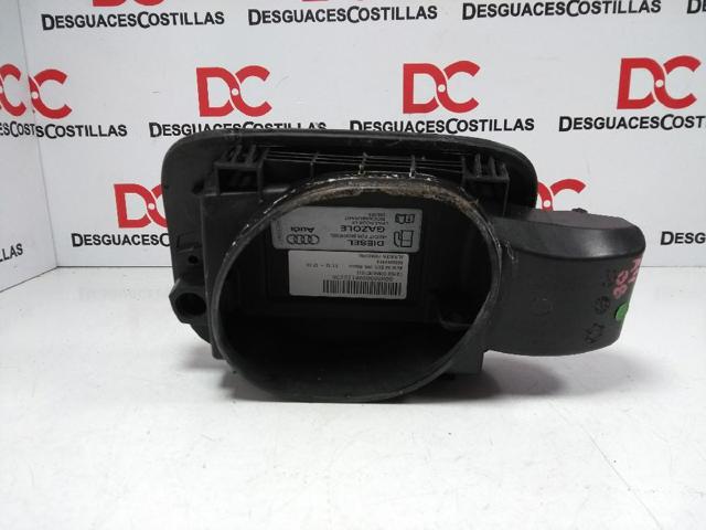 8K0809999A Carcasa del tubo de llenado del tanque de combustible  disponible Utrera