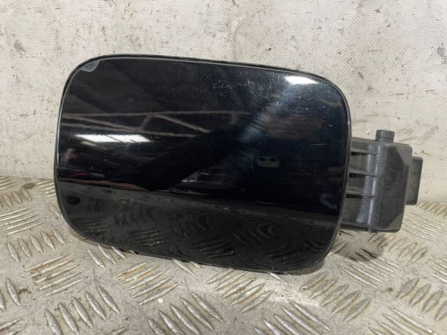 8K0809999A Carcasa del tubo de llenado del tanque de combustible comprar Girona