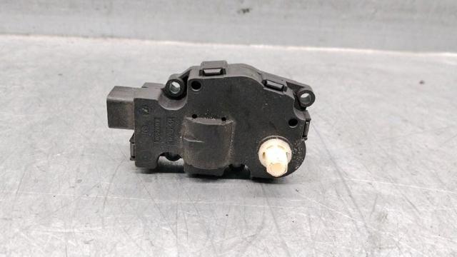 VAG 8K0820511C Actuador de compuerta de calefacción  disponible España