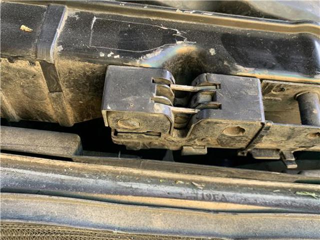 VAG 8K0823509F Cerradura de capó  en stock Salamanca