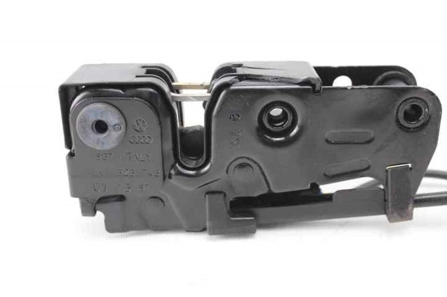 8K0823509G Cerradura de capó comprar Sevilla