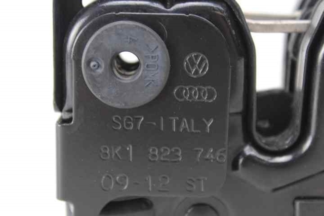 8K0823509G Cerradura de capó comprar Girona