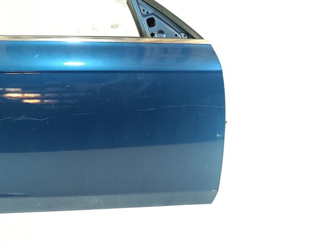 VAG 8K0831052J Puerta delantera derecha  en stock Valencia