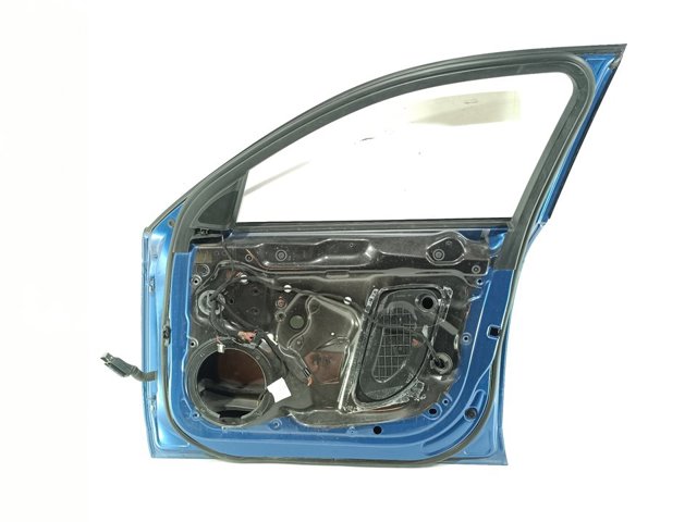 VAG 8K0831052J Puerta delantera derecha  comprar en Ponferrada