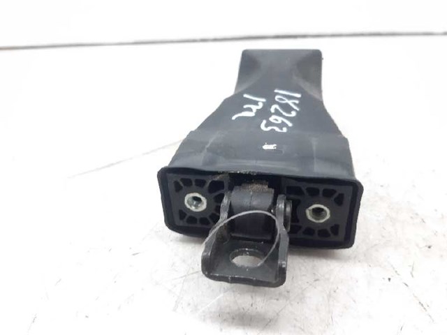 Bisagra de puerta delantera izquierda 8K0831401J VAG/Seat