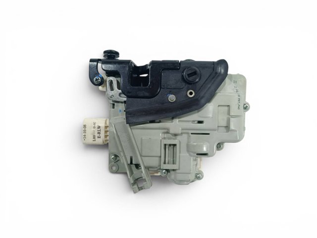 VAG 8K0839015 Cerradura de puerta trasera izquierda  en stock Salamanca