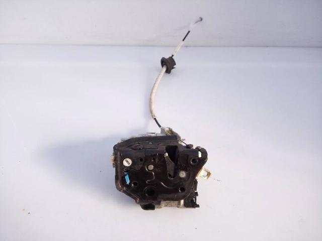 VAG 8K0839015 Cerradura de puerta trasera izquierda  disponible Valladolid