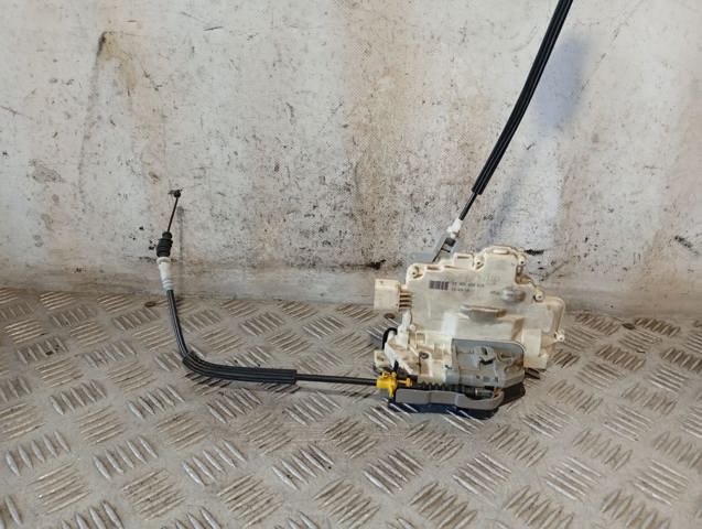 8K0839015 VAG Cerradura de puerta trasera izquierda  disponible Alicante