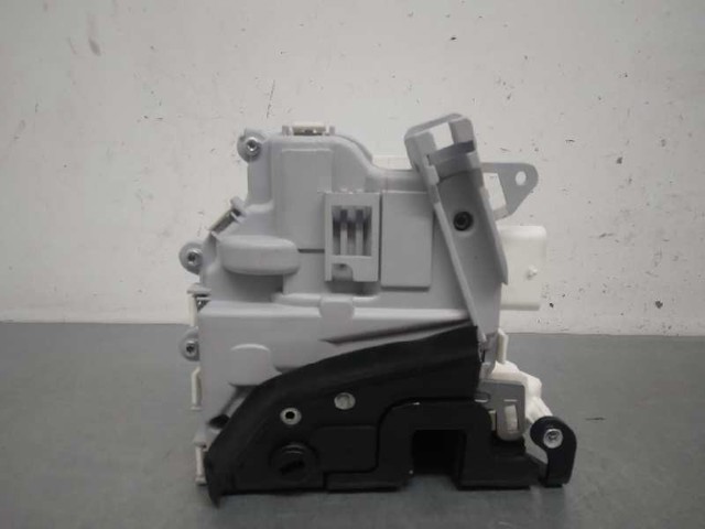 VAG 8K0839015C Cerradura de puerta trasera izquierda  comprar en Ponferrada